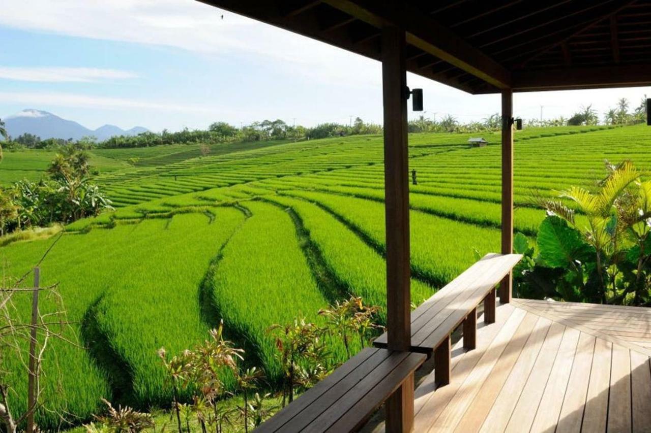 Bulung Daya Beach Villa Retreat Antasari Kültér fotó