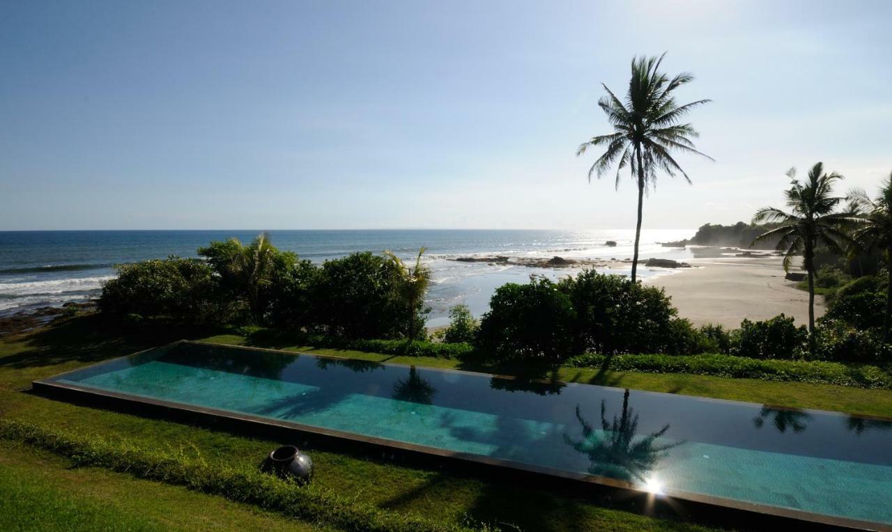Bulung Daya Beach Villa Retreat Antasari Kültér fotó